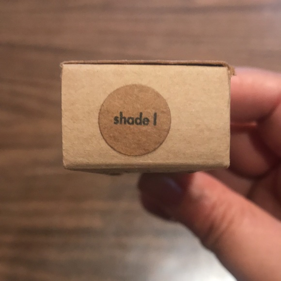 Stila perfecting concealer - Picture 2 of 2